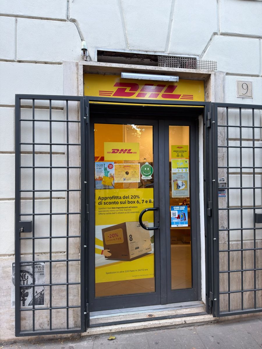 Entrance of the DHL Store at Via Roma Libera 9
